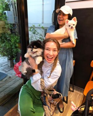 Pimonwan Hoonthongkam Instagram - เจ้ดีใจที่น้องต้าร์ดีวันดีคืน
และตั๊กกลับมามีชีวิตชีวาอีกครั้งนะจ๊ะ ♥️

ต้าร์จ๋าอย่าฉกป้าน๊าาา 😂