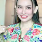 Pimonwan Hoonthongkam Instagram - สวยๆสไตล์ตึก คุณแม่ยังสวย @puipimonwan Hair by @jiwxhair_ #my_make_up_building88 #ตึกตรองสมองใส #ใสๆเห็นสมอง #สวยๆสไตล์ตึก #ช่างแต่งหน้า #ช่างแต่งหน้าทำผม #ช่างแต่งหน้าเจ้าสาว #ข่างแต่งหน้ามืออาชีพ #แต่งหน้าออกงานทุกโอกาส #สวยได้ด้วยมือตึก #teamnongchat #ทีมน้องฉัตร