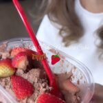 Pimonwan Hoonthongkam Instagram - ไร้แป้ง ไร้น้ำตาล ไร้สารทดแทนความหวาน ได้โปรตีนเน้นๆ 🍫🍓 ใช้ chocolate 70% แยม strawberry ทำเอง ไม่ใส่สารทดแทนความหวานค่ะ