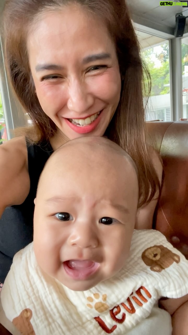 Piyathida Mittiraroch - 3 Likes - ป้าป้อมร้ายมาก ชวนหลานร้องก่อนเลย.. #เด็กๆมักดีใจเวลาอยู่ใกล้ดิชั้น