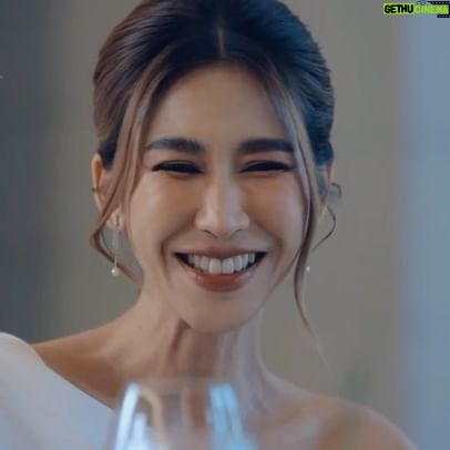 Piyathida Mittiraroch - 3 Likes - Exclusive Talk กับ 5 นักแสดงนำจากซีรีส์ ‘เปลือกรักปมลวง Hangout’ “ป๊อก-ปิยธิดา”, “โดนัท-มนัสนันท์”, “แพนเค้ก-เขมนิจ”, “ขวัญ-อุษามณี” และ “ชิปปี้-ศิรินทร์” กะเทาะเปลือกกับบทบาทที่ได้รับ พร้อมพูดคุยเบื้องหลัง ที่ไม่เคยเปิดเผยที่ไหน 🍷 รับชมฉบับเต็มได้เร็ว ๆ นี้ ที่ MONOMAX
‘เปลือกรักปมลวง Hangout’ สตรีมได้แล้ววันนี้
และทุกวันศุกร์ ทางแอปพลิเคชัน MONOMAX ที่เดียวเท่านั้น!
🎬 รับชมได้ทาง : https://www.monomax.me/qr/dLCn
#เปลือกรักปมลวง #HangoutSeries
#MONOMAX #MonoOriginal
#ป๊อกปิยธิดา #ขวัญอุษามณี #แพนเค้กเขมนิจ
#โดนัทมนัสนันท์ #ชิปปี้ศิรินทร์ #โอมอัชชา
#สมาร์ทกฤษฎา #ฮัทจิรวิชญ์ #เป๊กเปรมณัช