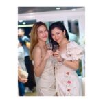Piyathida Mittiraroch Instagram - ฉลองให้ผู้ว่าฯ ททท. คนใหม่ @iamthapanee 😘