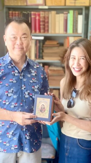 Piyathida Mittiraroch Instagram - เรื่องดีๆในวันนี้😊📚