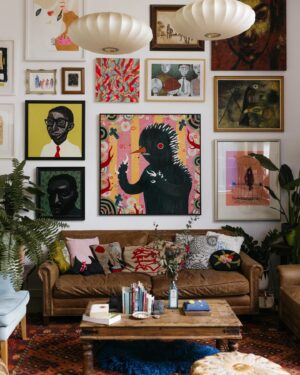 Poh Ling Yeow Instagram - There’s a wondrous quality to the Adelaide home – full to the brim with treasures – of MasterChef Australia’s new judge, Poh Ling Yeow (@pohlingyeow) 🌟

For the multitalented cook and artist, beauty can be found in everyday items that some might overlook as obsolete or mundane.

“My house has become a bit of a canvas,” she says. “I guess it’s a bit of an unconventional space. But I need to be surrounded by beauty. That’s a huge part of my life philosophy,” she reflects.

“I love repurposing things, and it’s very much how I live my life – even with food.”

Visit the 🔗 in our bio for a full tour of Poh’s treasure-filled home.