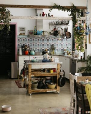 Poh Ling Yeow Instagram - There’s a wondrous quality to the Adelaide home – full to the brim with treasures – of MasterChef Australia’s new judge, Poh Ling Yeow (@pohlingyeow) 🌟

For the multitalented cook and artist, beauty can be found in everyday items that some might overlook as obsolete or mundane.

“My house has become a bit of a canvas,” she says. “I guess it’s a bit of an unconventional space. But I need to be surrounded by beauty. That’s a huge part of my life philosophy,” she reflects.

“I love repurposing things, and it’s very much how I live my life – even with food.”

Visit the 🔗 in our bio for a full tour of Poh’s treasure-filled home.
