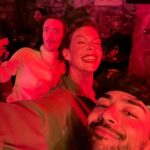 Pollyanna McIntosh Instagram - Watch @doubleblindfilm in USA/IRL/NI cinemas NOW! It means a lot when indie film is watched at the movies coz then the film has a chance to go longer, more folks get to enjoy it and more space can continue to be made on cinema screens for independent film. Plus it’s just the best way to get the most out of the film if you dig going out to see film. These guys were a delight. Congratulations to all on a great movie.✌️❤️🙌👊👏 #Horror #Thriller #DoubleBlind #Cinema #Film #NewFilm #IrishFilm #OutNow