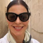 Pollyanna McIntosh Instagram - Hello from me, me, me and a couple more me-s. I’ll be here aging happily. As the wonderful @bethstelling puts it in her fantastic new special: “I’m taking this opportunity to announce that I will be aging. There has to be a control group in LA…” 😂 No shade to those who have a go with various methods of werk on themselves. I’m just challenging myself to celebrate the changes rather than fight them. Aging is a privilege. Join me if you’re feeling lucky. Big love ❤️ P Thanks to Dublin based @aimees.works for gorge makeup in cake shot and one after.