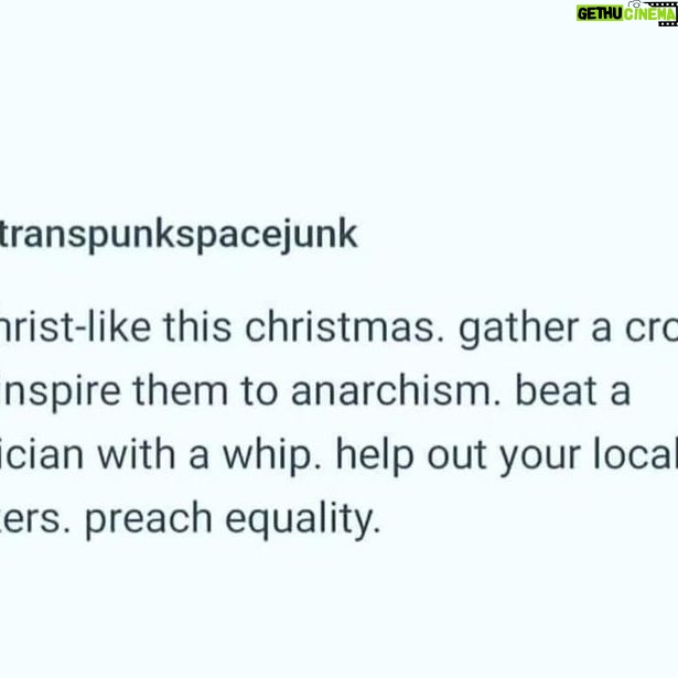 Pollyanna McIntosh Instagram - Sending big love to all y’all out there, whether you celebrate Christmas or not. May you love and feel loved. ✌️❤️