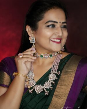Pooja Murthy Instagram - Understanding is an art n not everyone is an artist, this is your journey of life, don’t try to explain it to others, because only u know what u are going through ☺️😇

Pc: @chitra_palani_photography 
Jewellery: @emmadi_silver_jewellery_hyd