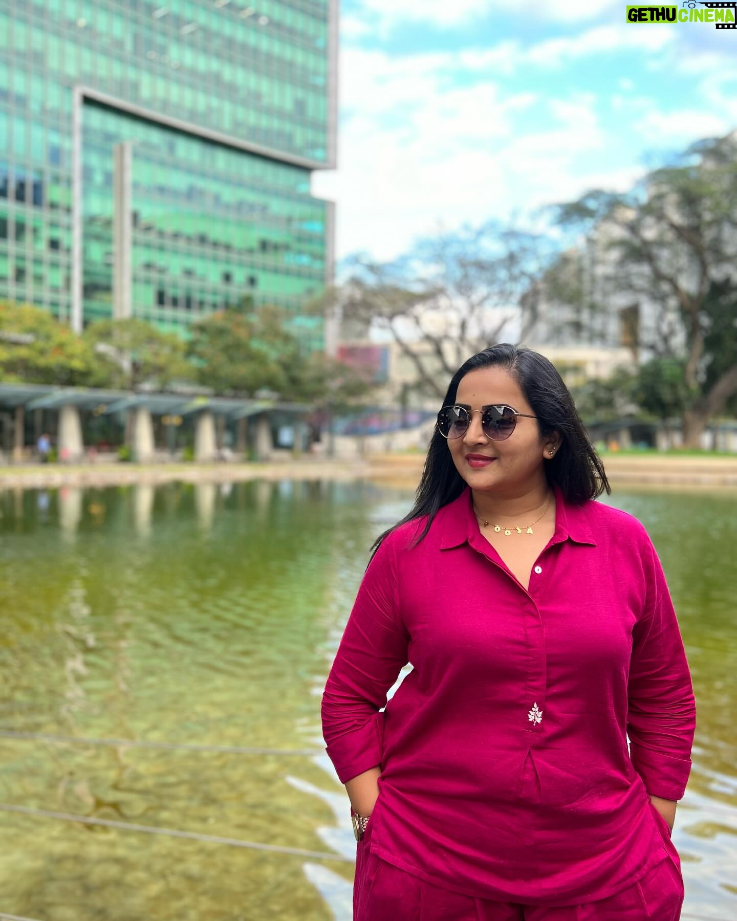 Pooja Murthy - 2.3K Likes - True elegance for me is the manifestation of an independent mindšElegance isn't solely defined by what you wearāŗļøIt's how you actually carry yourself š„°
Beautiful customised name neck piece by @anscollection7 š
Pc: @chitra_dev_palani @chitra_palani_photography