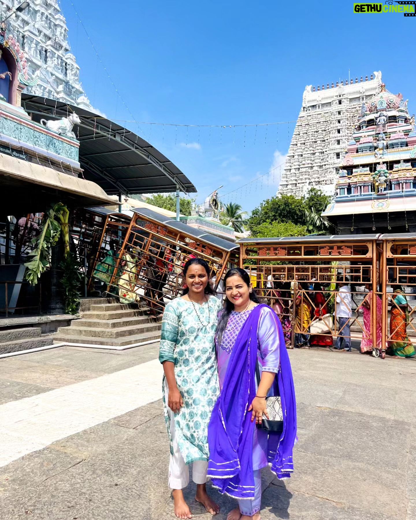 Pooja Murthy - 2.6K Likes - GOD: With faith, discipline and selfless devotion to duty, there is nothing worthwhile that you cannot achieveāØ
.
.
.
.
.
Day one of karthigai masam š feeling blessed at Thiruvannamalai with @pooja.murthy.official
