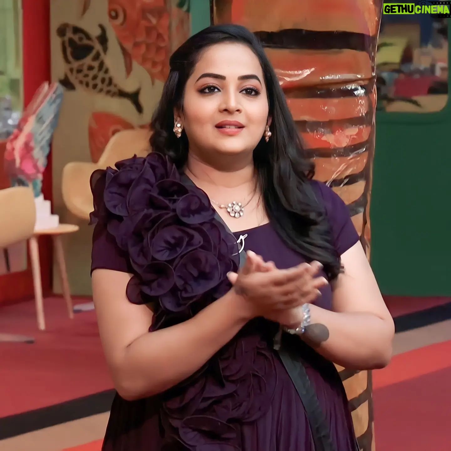 Pooja Murthy - 1.3K Likes - "Drama and style collide in a spectacular fashion merger."
Love & Support #Pooja ā¤ļø
Outfit : @fasshionfairys
#PoojaOnBBTelugu7
#biggboss7telugu
#biggbosstelugu7
#panda
#Kgf #loveandsupportpooja