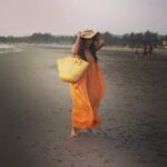 Pooja Bedi Instagram - Free your Spirit!! What makes u happy? @shashang_iyer @seerathmystique
