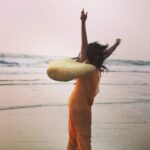 Pooja Bedi Instagram - Free your Spirit!! What makes u happy? @shashang_iyer @seerathmystique