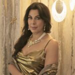 Pooja Bedi Instagram - Decided to add a bit of glamour to my goa life that normally has me in work clothes and no make up. Like it? Btw... How many dragonflies can u spot? @shashang_iyer thanks for the lovely shots. @seerathmystique u have magic in your brushes.❤️ @dailyvoguejewellery Your jewellery is FABBBB!!! Location: @happysoullifestyle shop in goa.