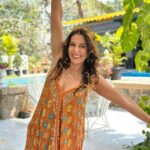 Pooja Bedi Instagram - Gentle. Fun. Happy & with loved ones @happysoul_goa Hope your holi was equally memorable❤️ @happysoullifestyle #happysoulmoment #happysoulevents #happysoulindia #HappySoulGinGarden q