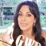 Pooja Bedi Instagram - Yesssss!!! Wellness leader of the year award for global wellness day. ❤️❤️❤️ I love awards & This is a special one from @globalwellnessdayindia Holistic Wellness is the most crucial aspect of our existence. Through my wellness enterprises @happysoullifestyle @happysoulcafe_goa @magiciansofwellness I aim to spread it to everyone who wants a healthier and happier life Along with @namrata_thakker This award is Supported by #worlddigitaldetoxday @drchaudhari.rekha