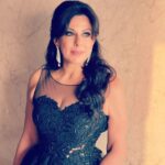 Pooja Bedi Instagram - All glammed up for an event tonight. Thank u @aafreenmakeupandhair for this lovely look. 💕 And darling @shivani_awasty @shivaniawastyofficial for this stunning gown.