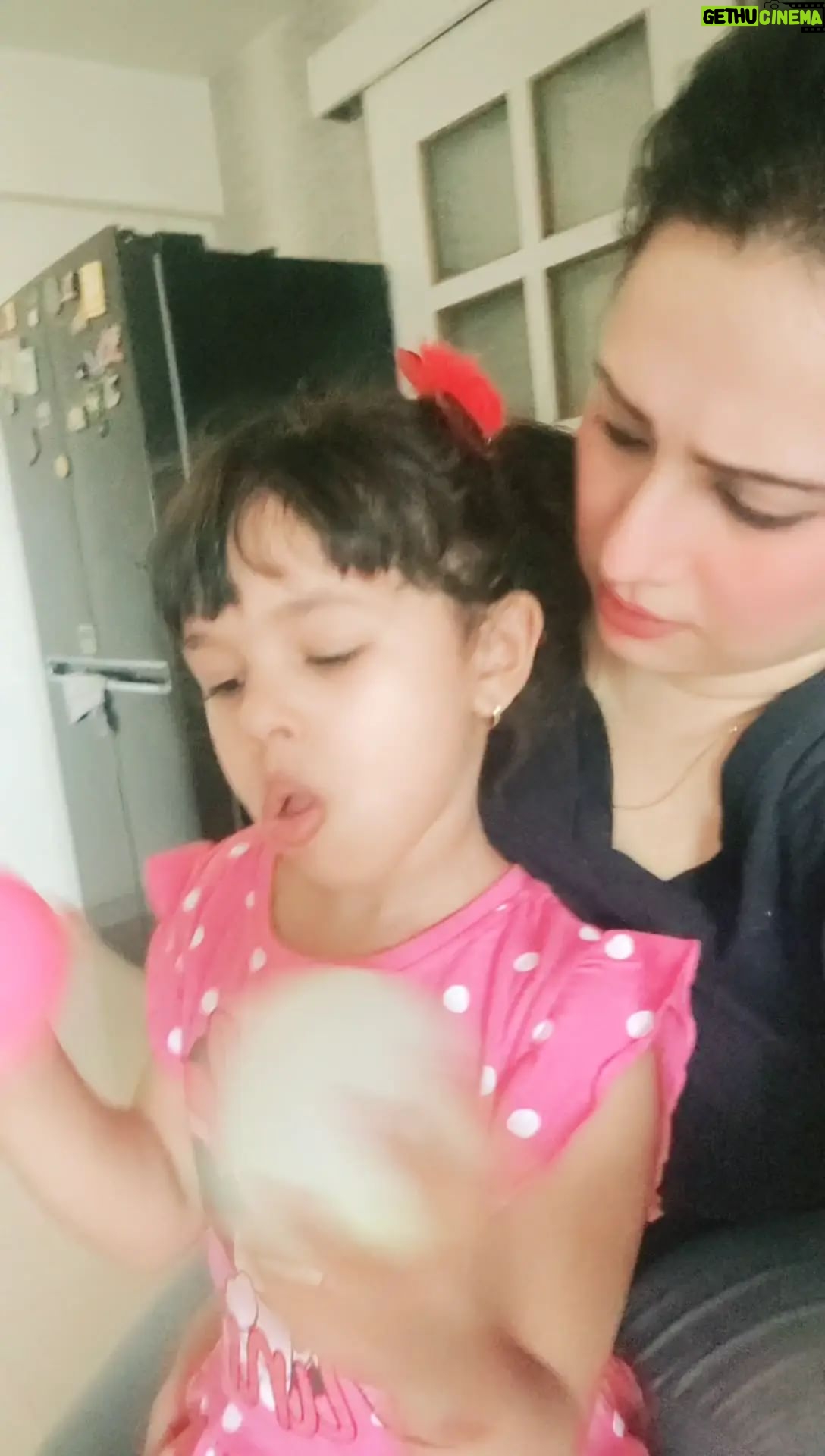 Pooja Joshi Arora Instagram - Hum fir aagaye