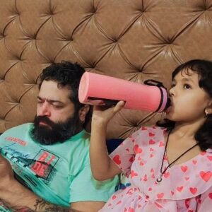 Pooja Joshi Arora Instagram - Fun with papa