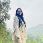 Pooja Kannan Instagram – Leaning towards greens 💚