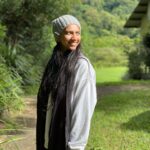 Pooja Kannan Instagram - Right from the journey to the company, making glow in the dark japa Malas to spotting a snake and gazing at the stars & hearing the crickets and birds converse… this trip was so nurturing… I didn’t know that I needed it this much ❤️