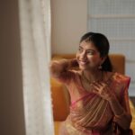 Pooja Kannan Instagram – Moments between shutter speed 🥰