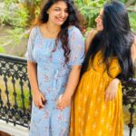 Pooja Kannan Instagram - Never knew we’d be each other’s anti-depressants 👩‍🦱👩‍🦰 #bestcousin #goodhairday