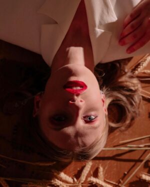 Poppy Lee Friar Instagram - Thank you to the super cool @the_italian_reve and a style team on another level @valentina_carraro90 @johnnycarrano_ @alexandriastylist @louisbyrneiciaiw @kim.kiefer check out the interview and get your tickets for @mockingbirdwestend ❤️‍🔥💃#photoshoot#modelling#style#fashion#london#acting#tokillamockingbird#theatre#westend