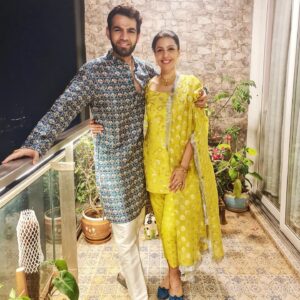Poppy Jabbal Instagram - From us to you 
HAPPY DIWALI ❤️ 😊 

may the light shine on you ✨️