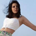 Poppy Jabbal Instagram - Wind ding .... Mood ding 📸 @pranjali_nigudkar