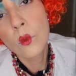 Poppy Jabbal Instagram - Mirror Mirror who is the prettiest of them all....... Find out ... #funny #funnyvideos #queenofhearts #fancydress #makeover #makeup #artist