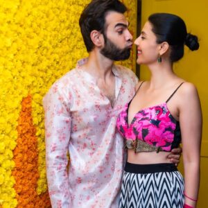 Poppy Jabbal Instagram - And Diwali is here ......
Warm hearts ,tight hugs ,marigolds 
I can smell the joy around me 

Outfit  by @souniagohil

#Diwali #party