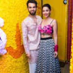 Poppy Jabbal Instagram – And Diwali is here ……
Warm hearts ,tight hugs ,marigolds 
I can smell the joy around me 

Outfit  by @souniagohil

#Diwali #party