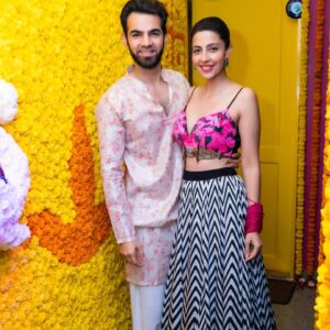 Poppy Jabbal Instagram - And Diwali is here ......
Warm hearts ,tight hugs ,marigolds 
I can smell the joy around me 

Outfit  by @souniagohil

#Diwali #party