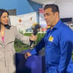 Poppy Jabbal Instagram - Salman Khan’s presence at the CCL steals the spotlight, captivating all with his aura and charm, making it a night to remember! #CCL2024 starts from February 23rd and will be Live on JioCinema and Sony Ten 5. #A23 #Parle2020 #CCLSeason10 #DanubeCCLUAE #TruckersUAE #CCLUAE #Chalosaathkhelein #CCLonJioCinema #CelebrityCricketLeague #JioCinema @a23rummy @parle2020cookies @danubeproperties @bharathicementofficial @officialjiocinema @sonysportsnetwork @ccl.uae @truckersuae
