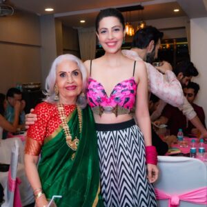 Poppy Jabbal Instagram - And Diwali is here ......
Warm hearts ,tight hugs ,marigolds 
I can smell the joy around me 

Outfit  by @souniagohil

#Diwali #party