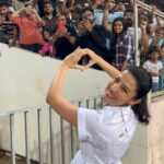 Poppy Jabbal Instagram – The cheers are deafening as fans rally behind @poppyjabbal , the anchor extraordinaire, whose charisma and energy light up the stadium! With her infectious enthusiasm and engaging presence, she’s won the hearts of cricket enthusiasts everywhere.

#CCL2024 from February 23rd – March 25th and will be Live on JioCinema and Sony Ten 5.

#A23 #Parle2020 #CCLSeason10 #Chalosaathkhelein #CCLonJioCinema #CelebrityCricketLeague #JioCinema

@a23rummy @parle2020cookies 
@bharathicementofficial @officialjiocinema @sonysportsnetwork