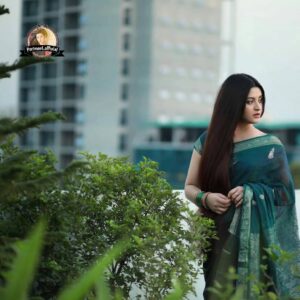 Pori Moni Instagram - তোমায় নতুন করে পাবো বলে হারাই ক্ষনে ক্ষন.........🧚‍♀️ রবীন্দ্রনাথ ঠাকুর ♥️
