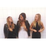 Portia Doubleday Instagram - LACMA bathroom band @laurabethschneider @nadia_gks