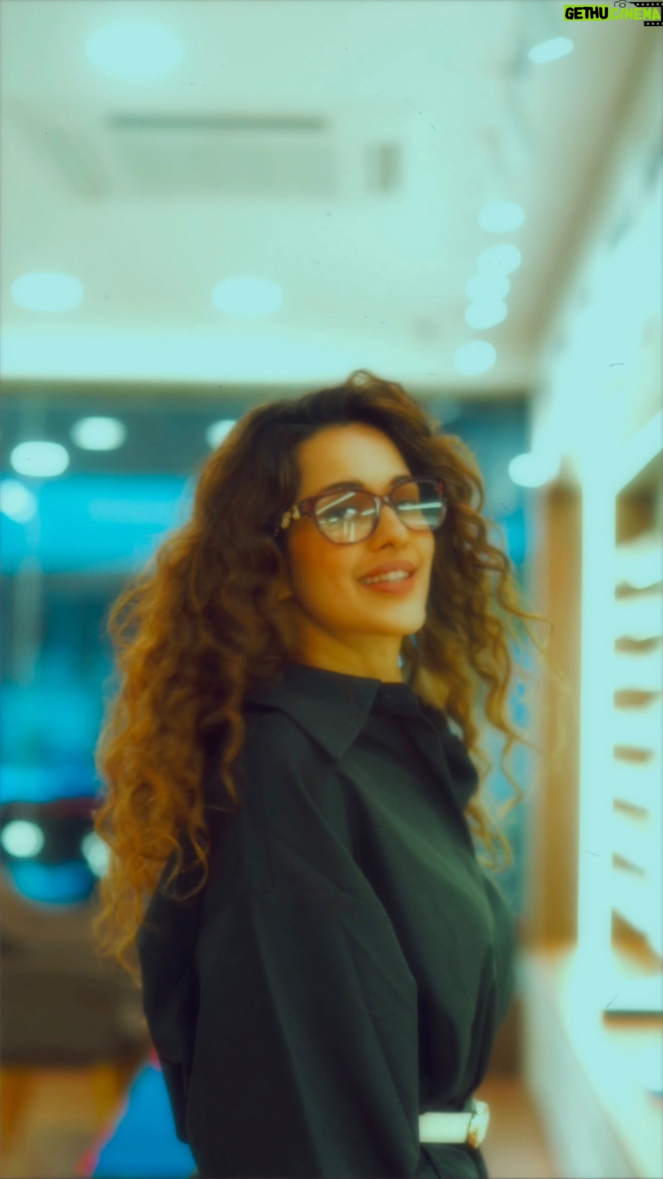 Pradaini Surva Instagram - VOH has the absolute best collection of sunglasses and frames. Their Hand made | gold frames and diamonds studded ones are quite the serve. For the love of luxury ✨ - The new showroom at 📍 ECR displays the latest and the best. Walk in and experience the fine collection. @voh_opticians