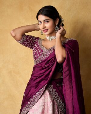 Pragati Srivastava Instagram - Any guess what’s my name in #peddhakapu1 ? 

#prerelease 
Photographer @kalyanyasaswi 
Muah by Ram
Styling @rashmitathapa @tedhimedhi 
Outfit- @swathiveldandi_official
Jewellery- @karnikajewelshyd 
Managed by @purplethoughtsind @akankshakj @swati_happe