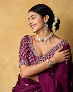 Pragati Srivastava Instagram - Any guess what’s my name in #peddhakapu1 ? 

#prerelease 
Photographer @kalyanyasaswi 
Muah by Ram
Styling @rashmitathapa @tedhimedhi 
Outfit- @swathiveldandi_official
Jewellery- @karnikajewelshyd 
Managed by @purplethoughtsind @akankshakj @swati_happe