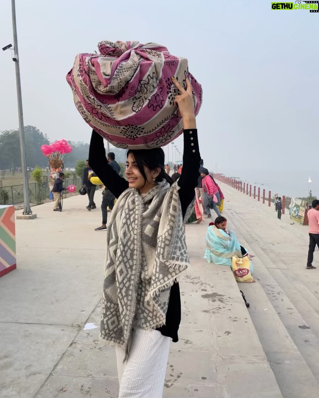 Pragati Srivastava - 10.9K Likes - Sad I’m not home today but here’s a throwback from Chhat Puja in the holy land ♥️
.
Jai Shree Ram 🚩
.
#ayodhyarammandir🚩 #ayodhaya #ayodhyadham⛺🚩 #jaishreeram