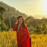 Prakriti Shrestha Instagram - I long for endless evening colors ☀️☀️ Saree: @innov8_ktm