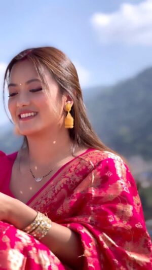Prakriti Shrestha Instagram - Such a lovely song 🎶 💕💕