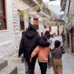 Prakriti Shrestha Instagram - Meet my lil friends from Marpha, Mustang. They were the sweetest munchkins who made my day and treated me the best. Hami Nepali ko khubi nai ho… jasko pani man pagalna sakne ☺️.. ki kaso? 😉