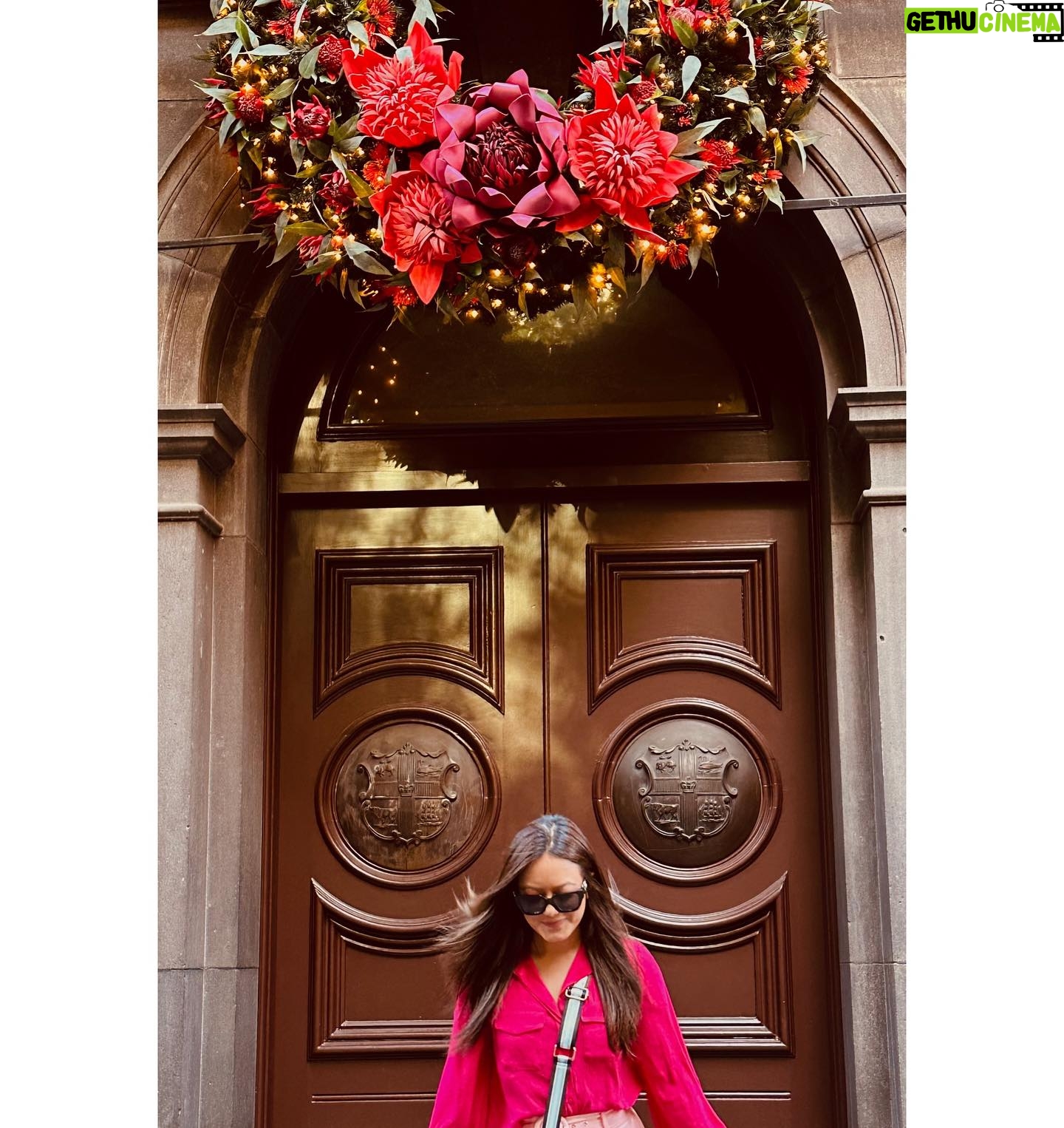 Prakriti Shrestha Instagram - Finally, sharing some happy and Christmas pictures all the way from Melbourne ππΌπΆπβ€οΈ