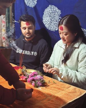 Prakriti Shrestha Instagram - #bestdashainever #latepost
The feeling of being with my family is surreal. It’s the best feeling to know how much I m loved and blessed to be surrounded by those who want nothing but the best for me. Thank you, my family for all the love and keeping me grounded. I love you all 💕💕