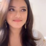 Prakriti Shrestha Instagram - Do I really look that bad with my stressed face? 😋